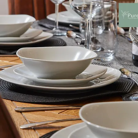 Fabulous Manchester House - 5 Beds Sleeps 8 - Free Parking - By Purestay-3
